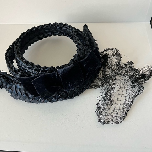 Vintage Retro Toni Leslie Braided Black Ladies Hat with Bow and Face Netting - Picture 9 of 12